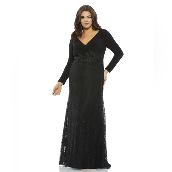 Mac Duggal 67896 NWT WRAP-OVER LONG SLEEVE LACE APPLIQUE TRUMPET G… - Picture 1 of 9